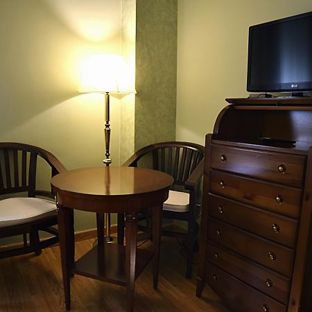 Hotel Mercedes Aranjuez Kültér fotó
